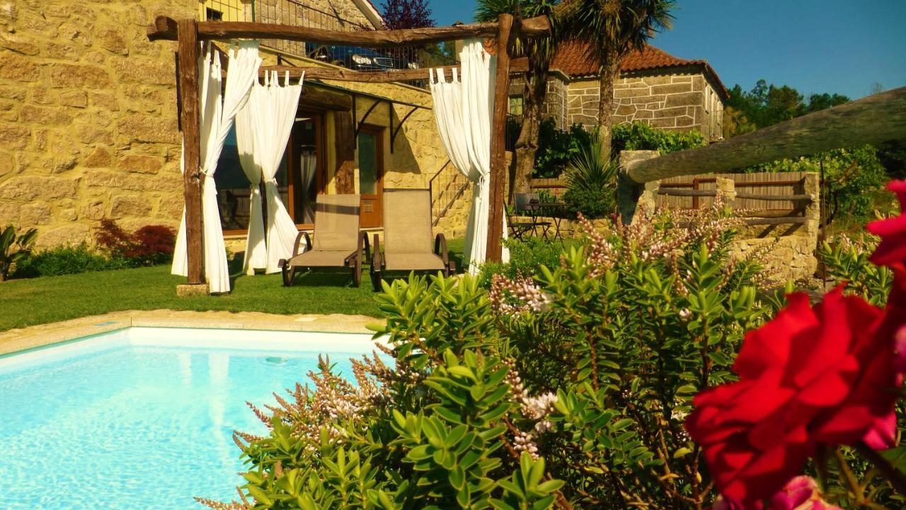 Love Story - Lareira & Sauna - Piscina Arcos de Valdevez Luaran gambar